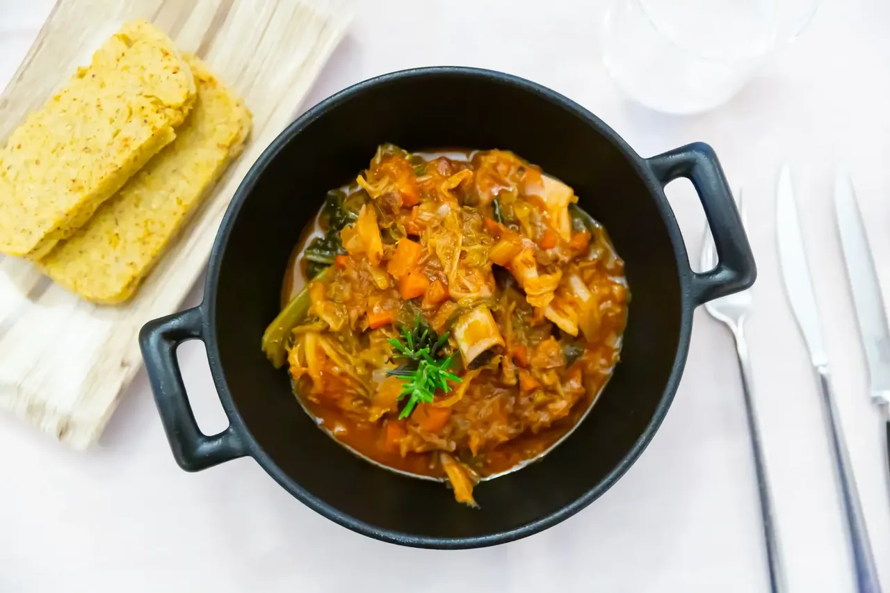 Pot of cassoeula — Shutterstock
