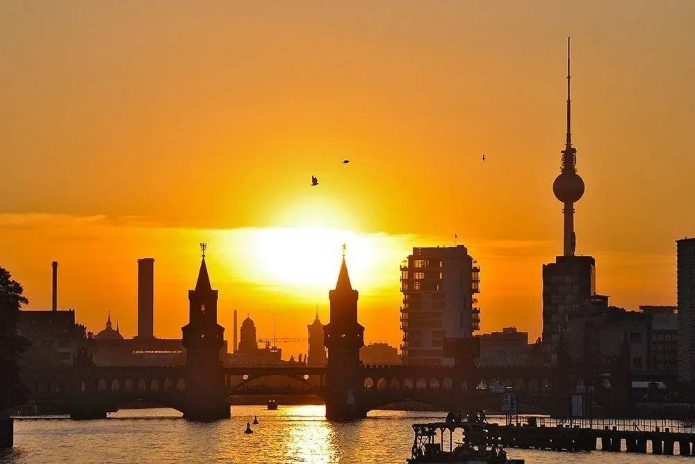 Sunset at Oberbaum Bridge in Kreuzberg, Berlin, Germany