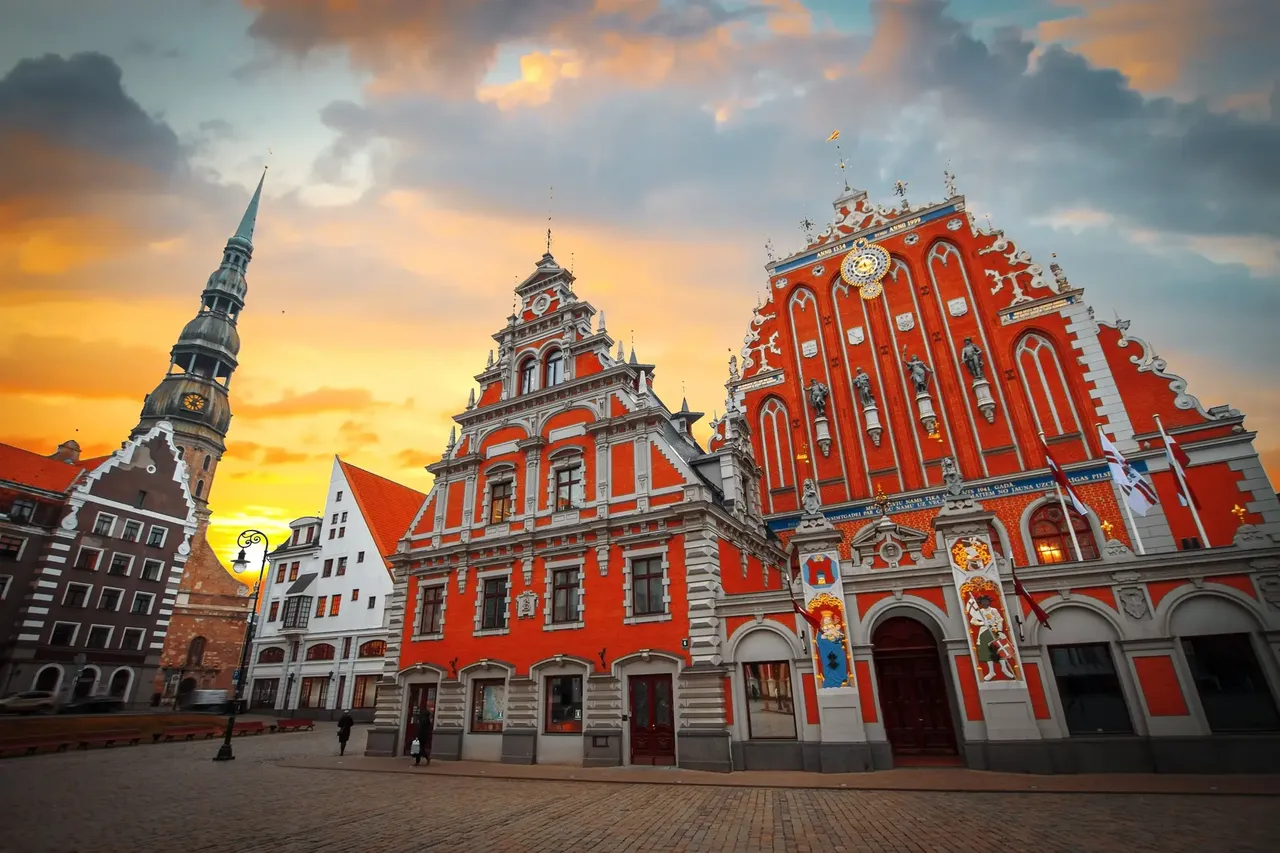 Latvian president resides in the House of Blackheads in the Old Town in Riga - Shutterstock Latvia