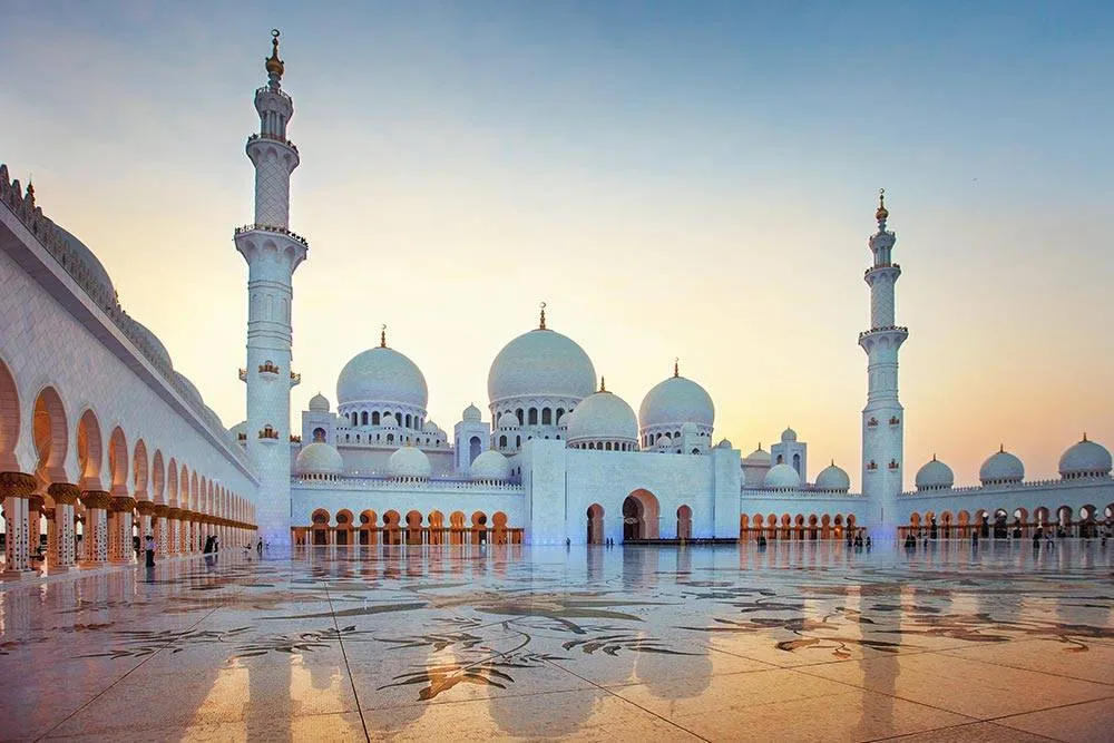 Sheikh Zayed Grand Mosque is the largest Mosque in UAE
