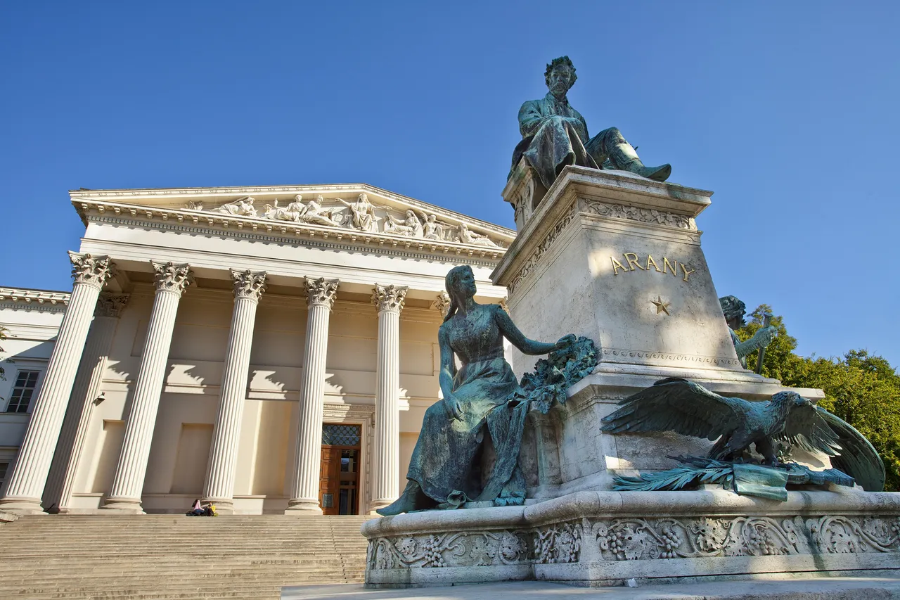 The entrance of the Hungarian National Museum in Budapest, Hungary. © Getty Images