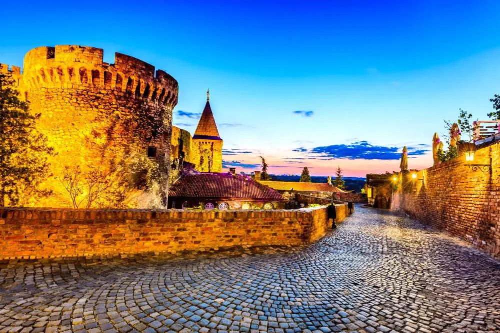Belgrade Fortress at sunset — Getty Images