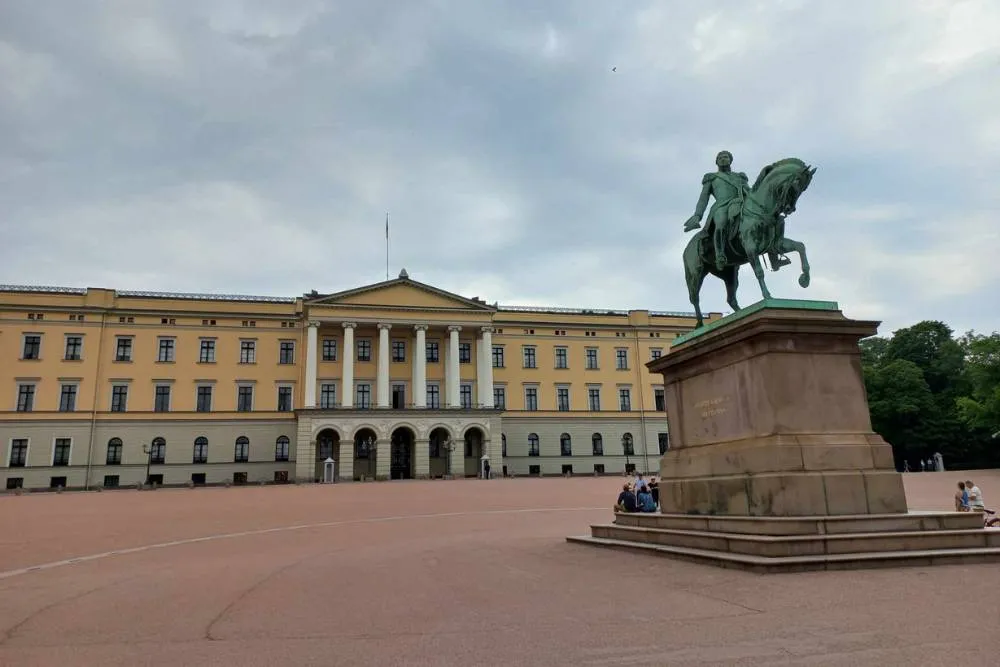 The Royal Palace — David Szmidt