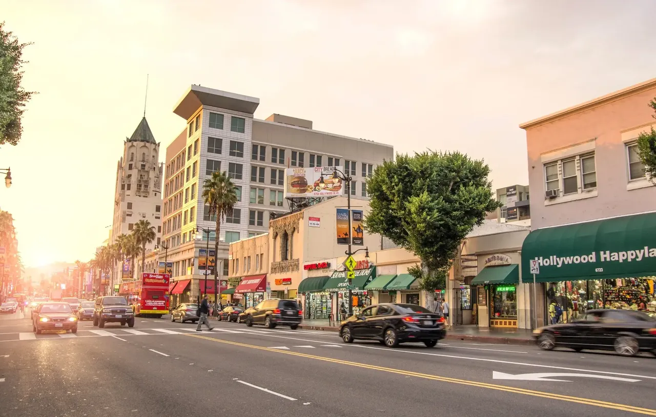 Marlowe chased a pornographer from Hollywood Boulevard, through Orchid avenue - oneinchpunch / Shutterstock