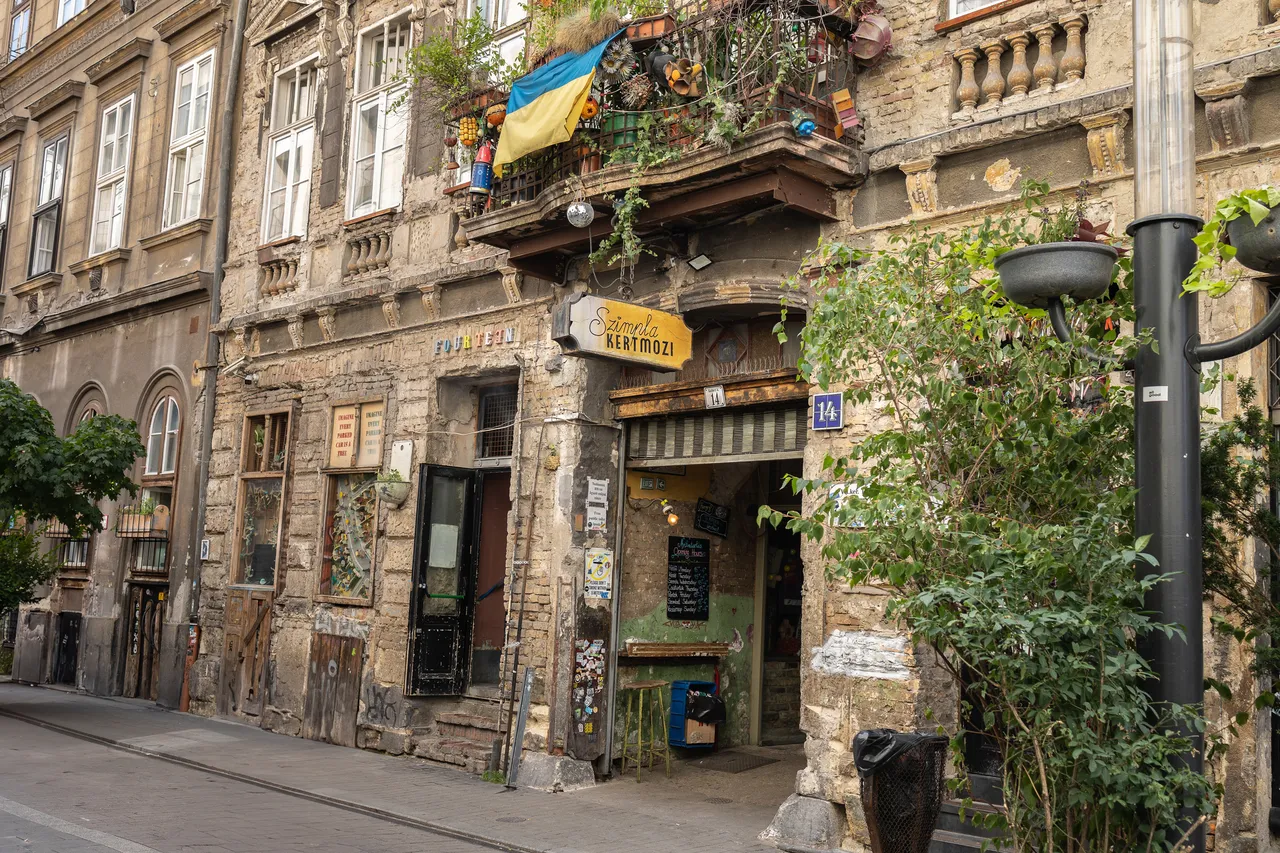 Budapest, Hungary july 1 2024: Entrance of Szimpla Kert Pub, Ruins Bar in Budapest - Hungary.