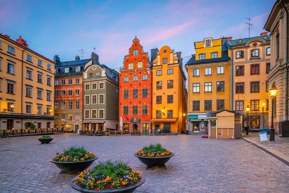 Gamla stan Stockholm festői óvárosa – Shutterstock