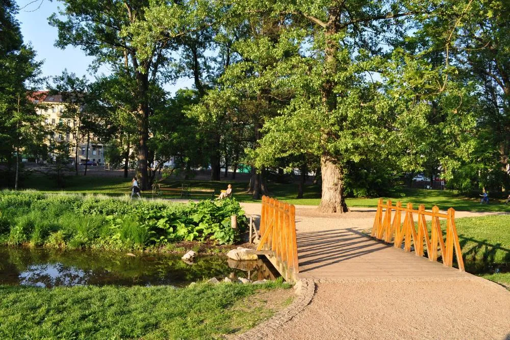 Lužánky park Brnóban — Millenium187, CC BY-SA 3.0, via Wikimedia Commons