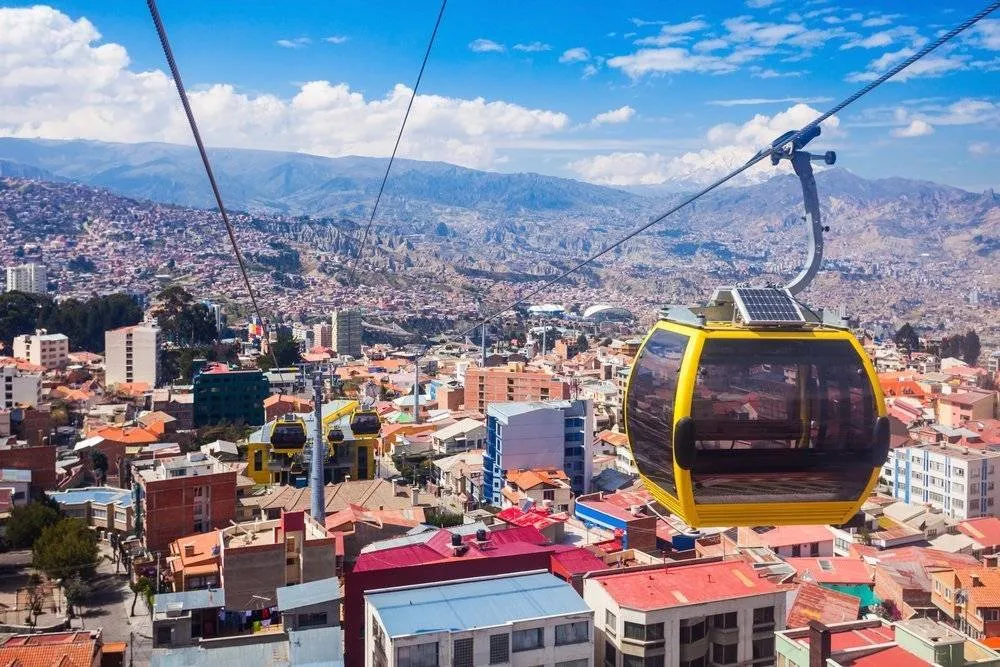 Bolivia’s La Paz lies at an elevation of 3,650 m (almost 12,000 ft)