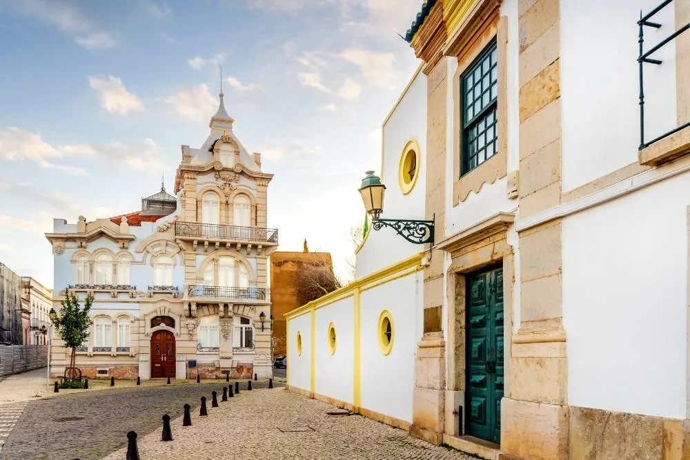 Belmarco Mansion in Faro’s Old Town — Shutterstock