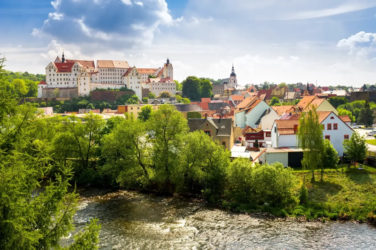 If you fill a castle with some of the most cunning minds from the combined allied military, you’ll be amazed what tactics they come up with — Shutterstock Germany