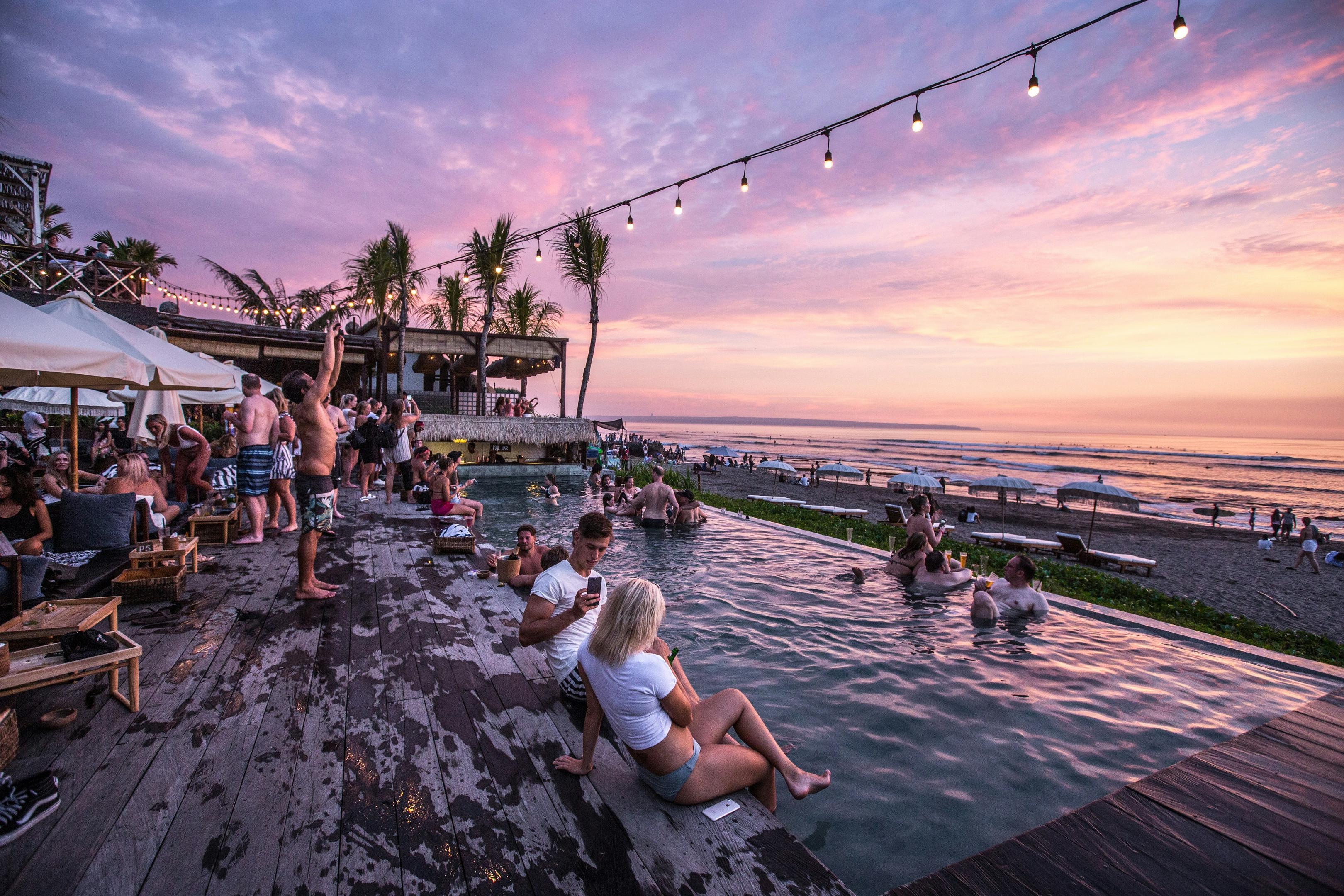 Best Party Holiday Destinations for Nightlife Lovers