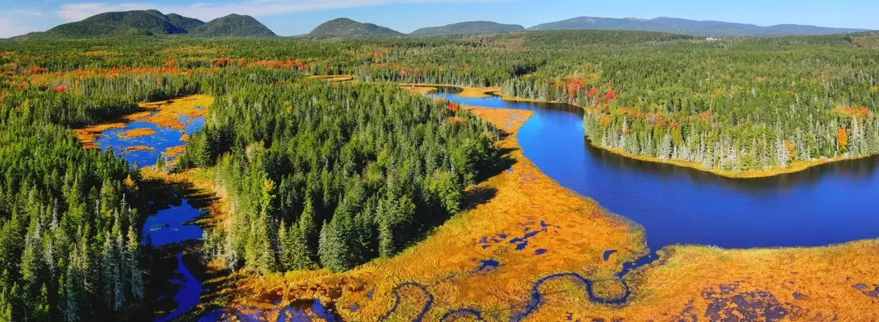 Best Locations to Fly to in October in North America