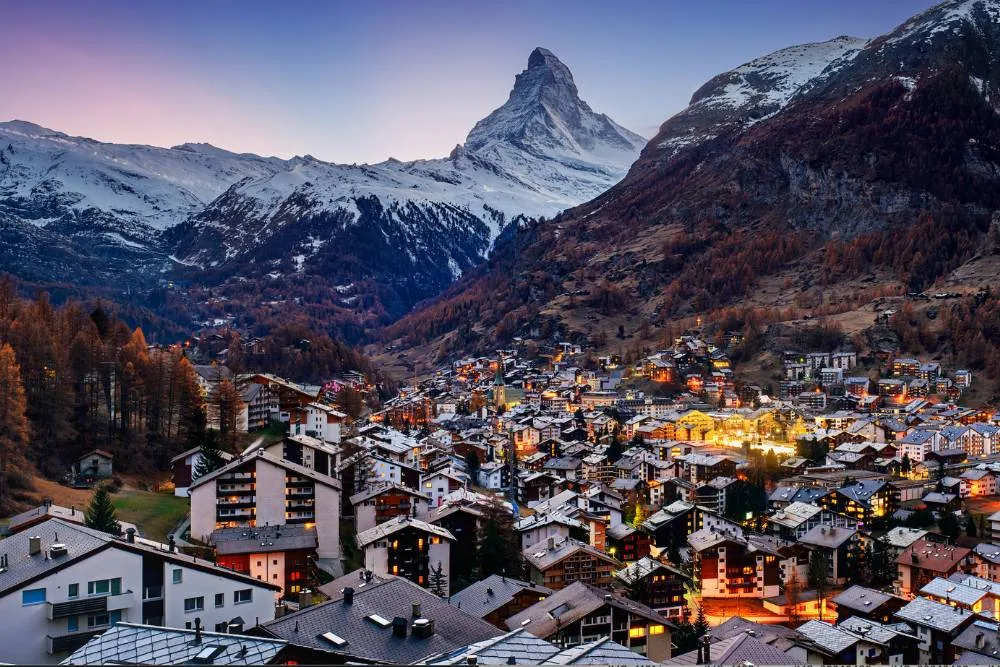 Vedere asupra Matterhorn și Zermatt, Elveția