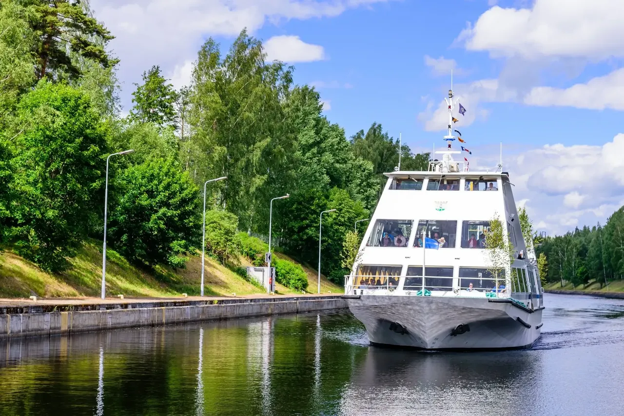 You can wend your way through the Saimaa canal on one of the cruise ships — RAndrei / Shutterstock 7 European lakeside holidays for 2019 lake beach