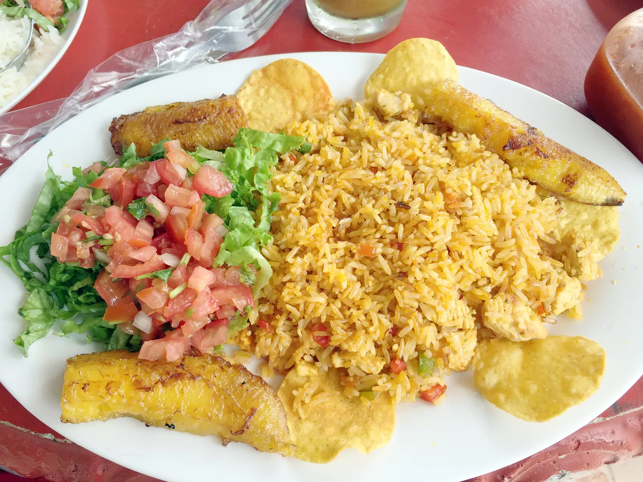 Talíř „arroz con pollo“
