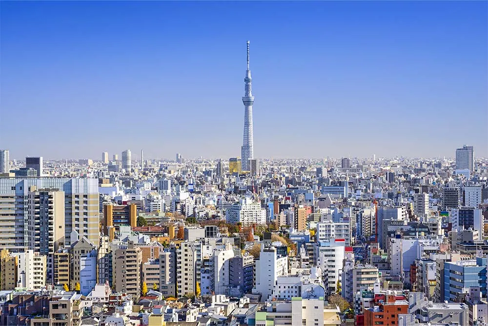 Tokió nappali városképe, középpontban a Skytree - Shutterstock