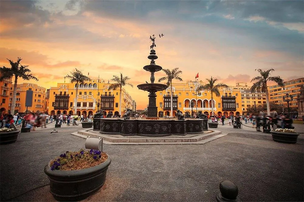 Lima’s main square at dusk