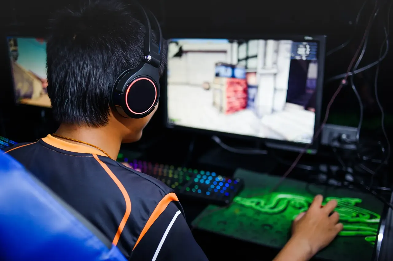 Multi Bang allows you to pay by the hour to hire a room for gaming, or sleep – Shutterstock Seoul