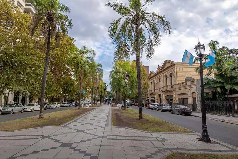 Boulevard in Rosario — Shutterstock