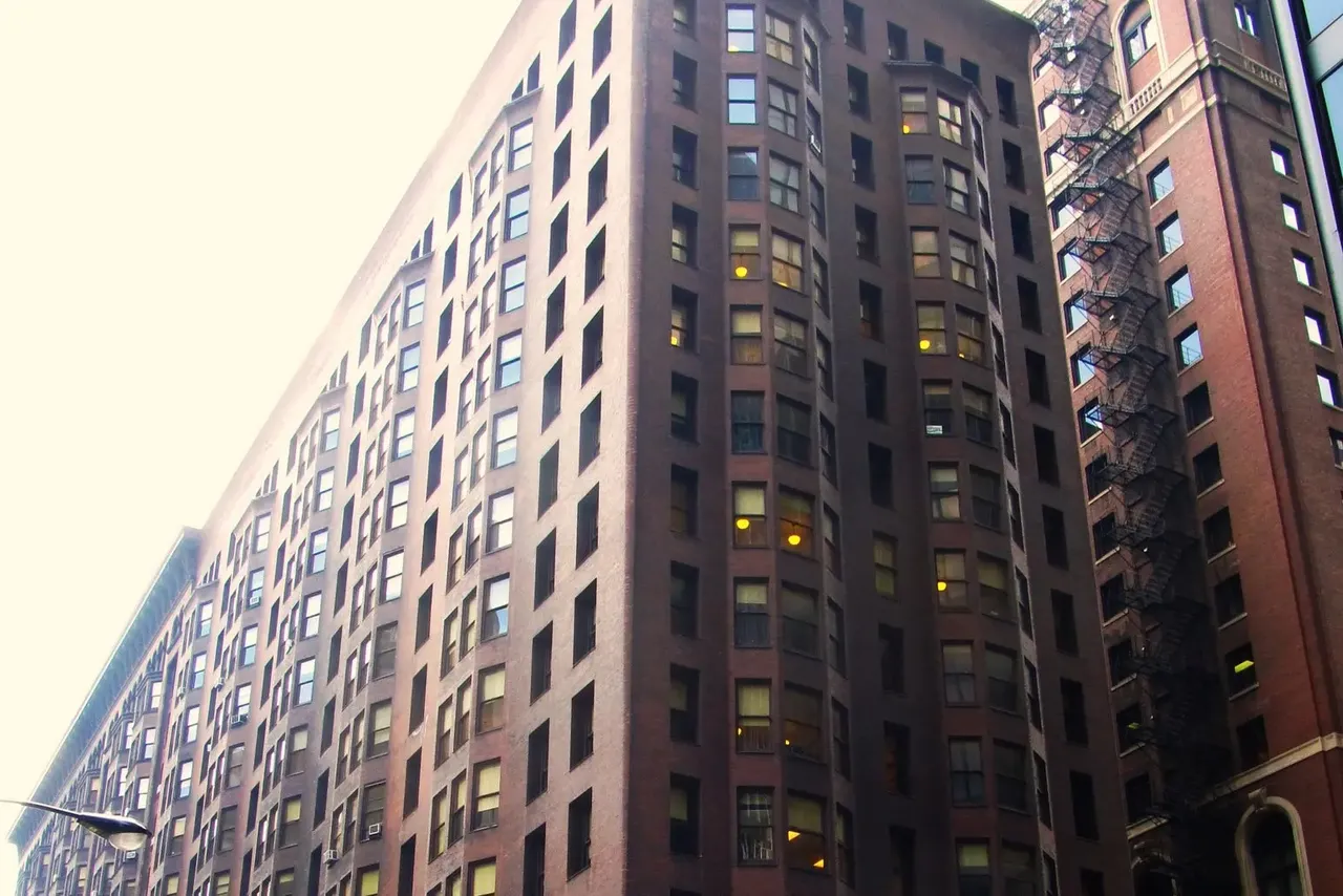 Monadnock Building used to be world’s largest office building by the time it was completed - Ken Lund/Flickr