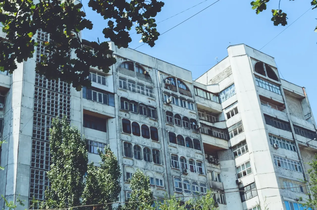 Bishkek’s social houses in the centre are structured with the clean lines of modernism or brutalism but look foreign from the outside — Ben Finch Bishkek