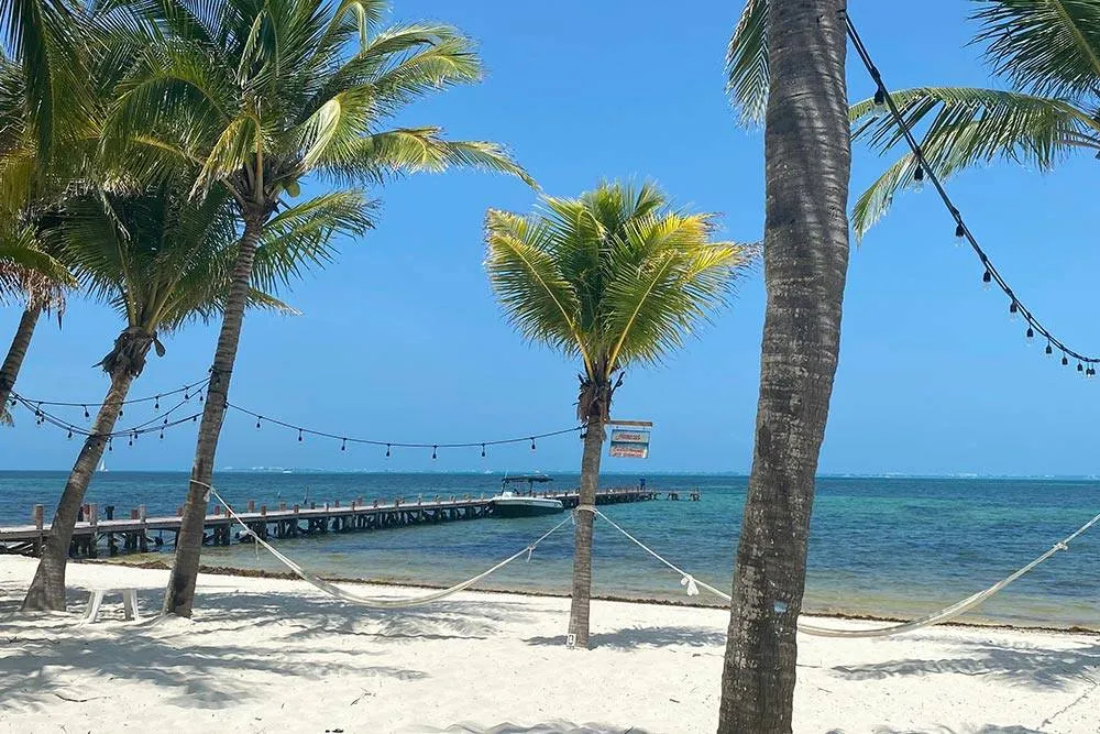 Si buscas darte una escapada a la playa, Cancún es el mejor lugar para nadar y asolearte