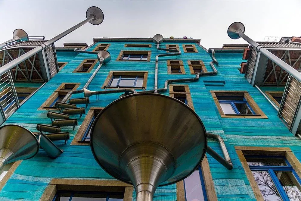 The exterior of Kunsthofpassage in Dresden — Shutterstock