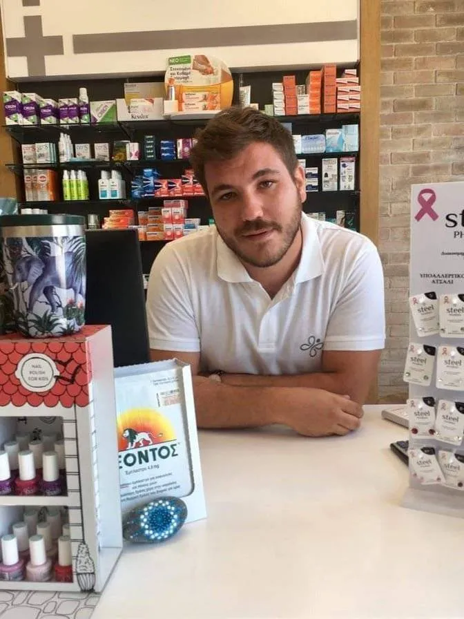 Christos žije na severním předměstí Atén v Kifisii