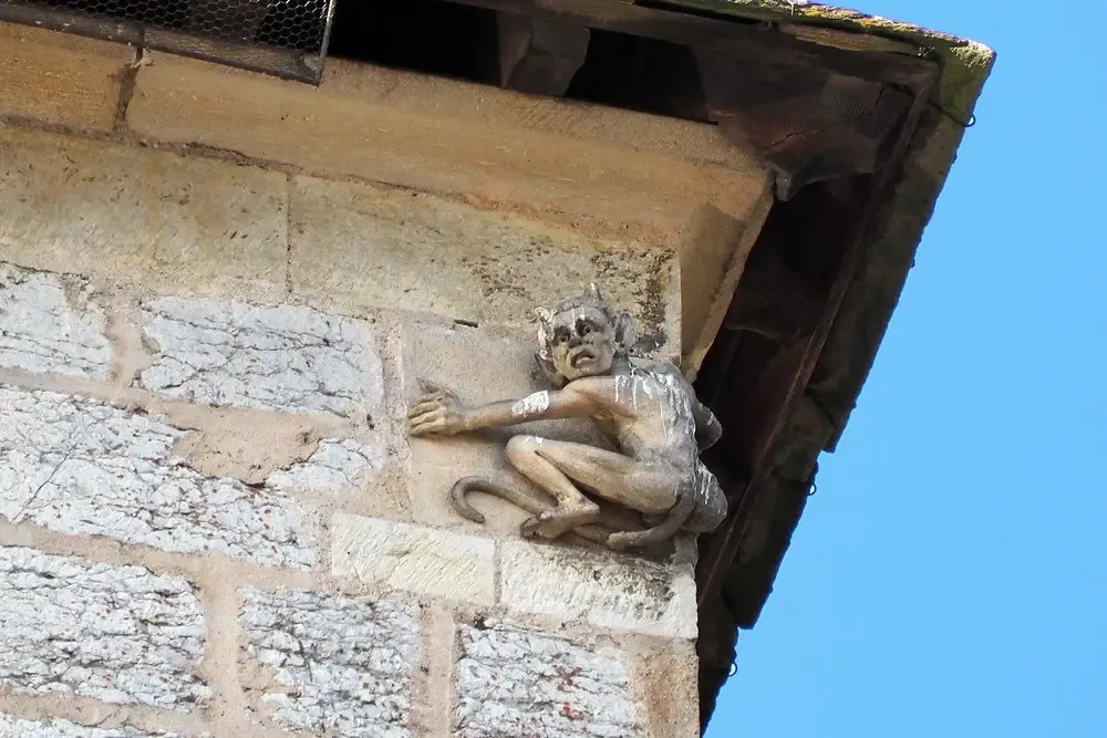 The imp is sent every night to loosen a stone in the bridge’s central tower — Shutterstock